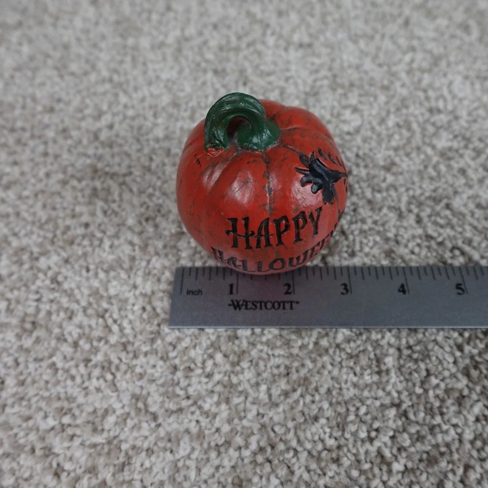N/A charming miniature